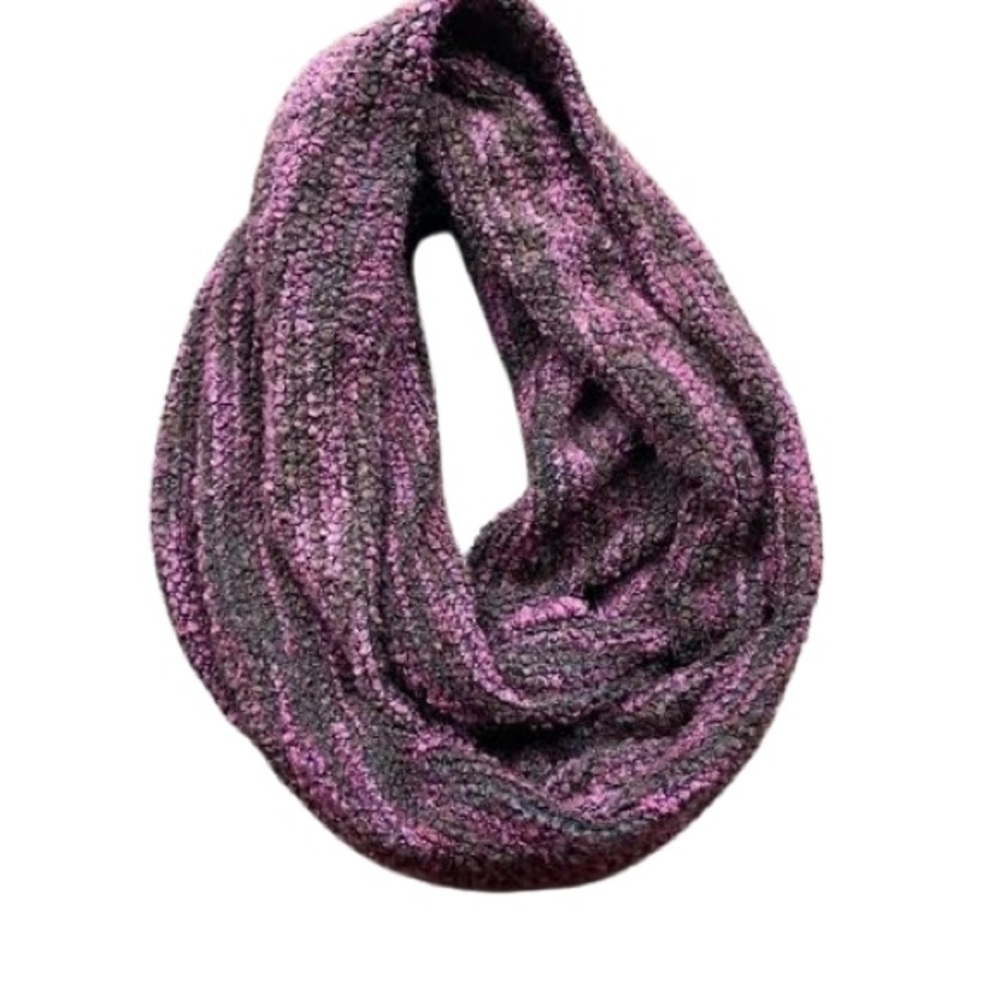 Infinity Wool Scarf - image 6